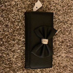 COPY - Black wallet with Bow <3